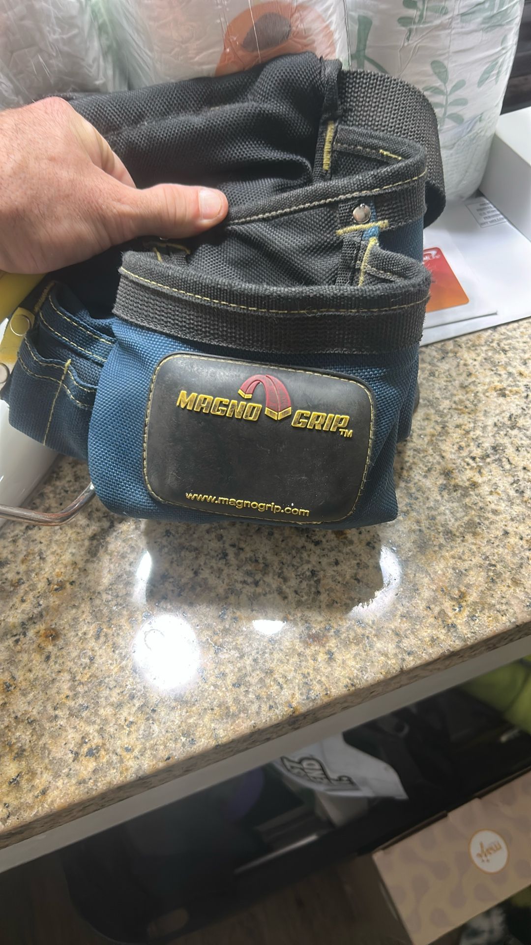 Adjustable Tool Belt w/ Magnet And Hammer Holder