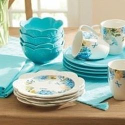 Princess House Marbella Aqua 21-piece Set, New 
