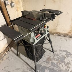 Sierra de meza cómo nueva en buenas condiciones