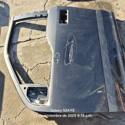 Ford F250 Left Door Oem