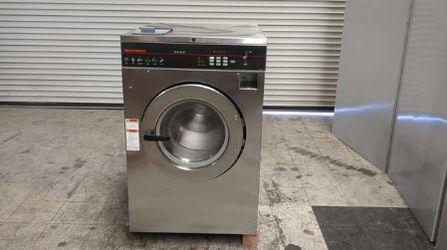 Refurbished Speed Queen SCN040LC2YU1001 Coin Operated Front Load Washer – 40 lb Capacity