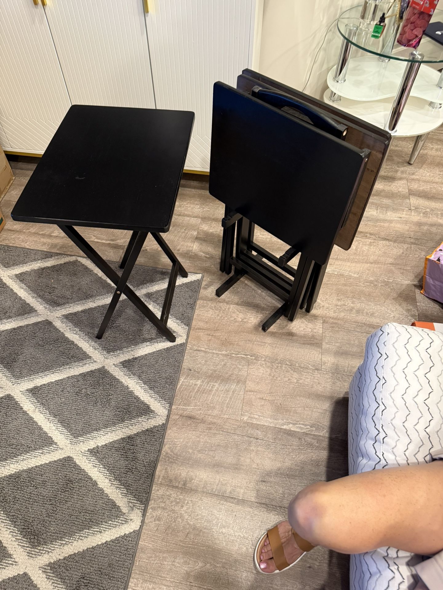 4 TV Tables And Stand