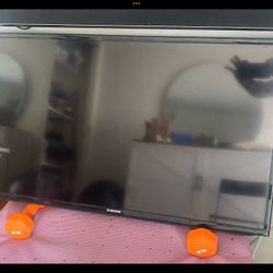 40” Samsung tv, Located In Rancho Bernardo 
