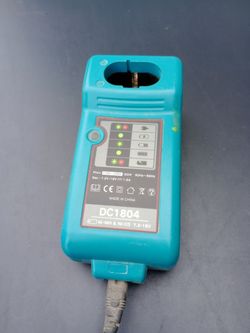 Makita DC1804 Battery Charger 7.2–18V