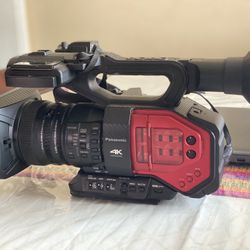 Panasonic DVX 200  4K 