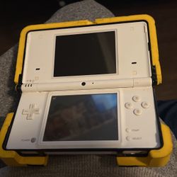 Nintendo DS 