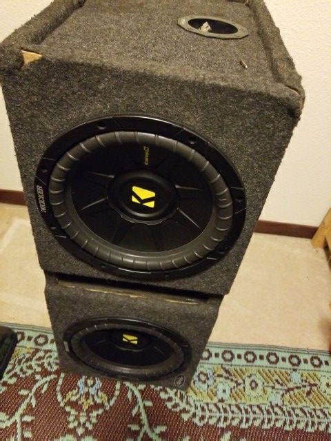 Subwoofer kicker 10"