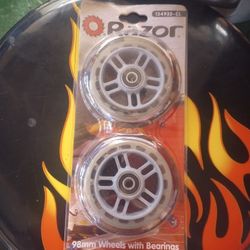 Razor Wheels 