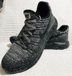 NIKE LUNAR GRAPHITE Size 9 💥NEW💥 $80
