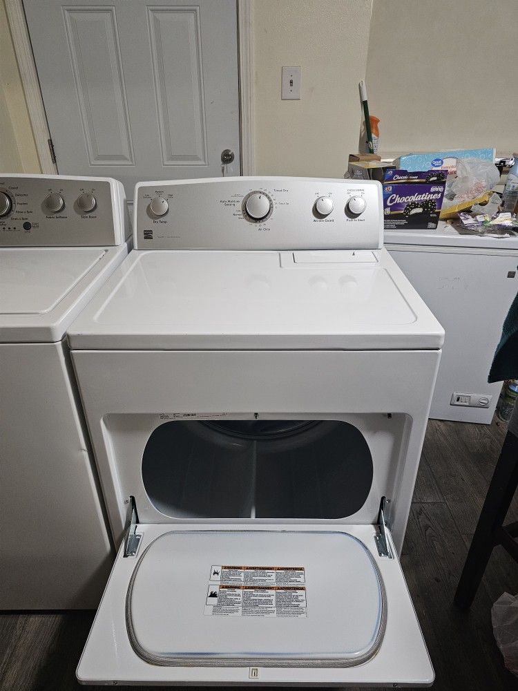 SET WASHER AND DRYER KENMORE XL CAPACITY GOOD CONDITION BOTH ELECTRIC HEAVY DUTY DELIVERY AVAILABLE WE DO REPAIRS