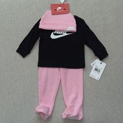 Nike Baby Girls’ 3 Piece Set