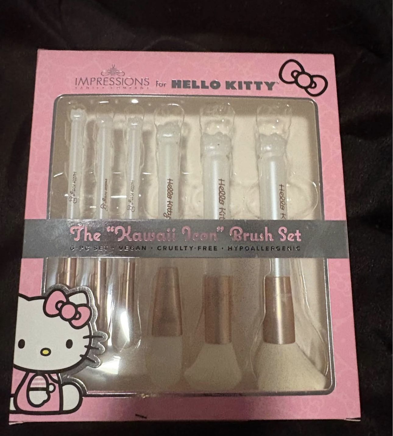 Hello Kitty Makeup Brushes 