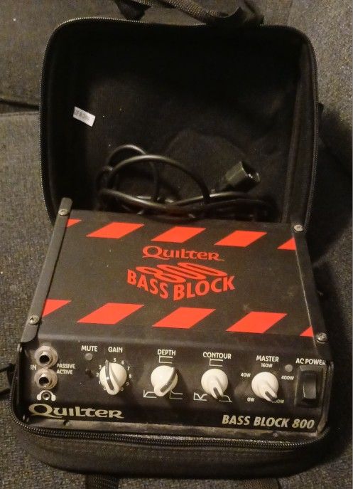 QuilterBass Block800 Amp Head