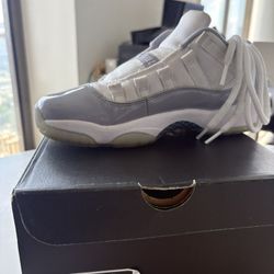 AIR JORDAN 11 RETRO LOW (GS) Size 6