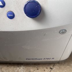 Eppendorf Centrifuge