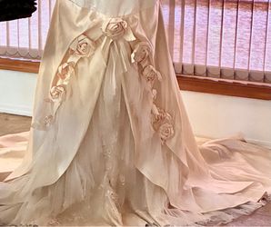 WEDDING DRESS