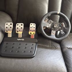 Steering wheels