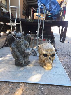 Gargoyle Statue and Skull Figurine Set