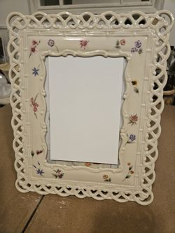 Lenox Frame