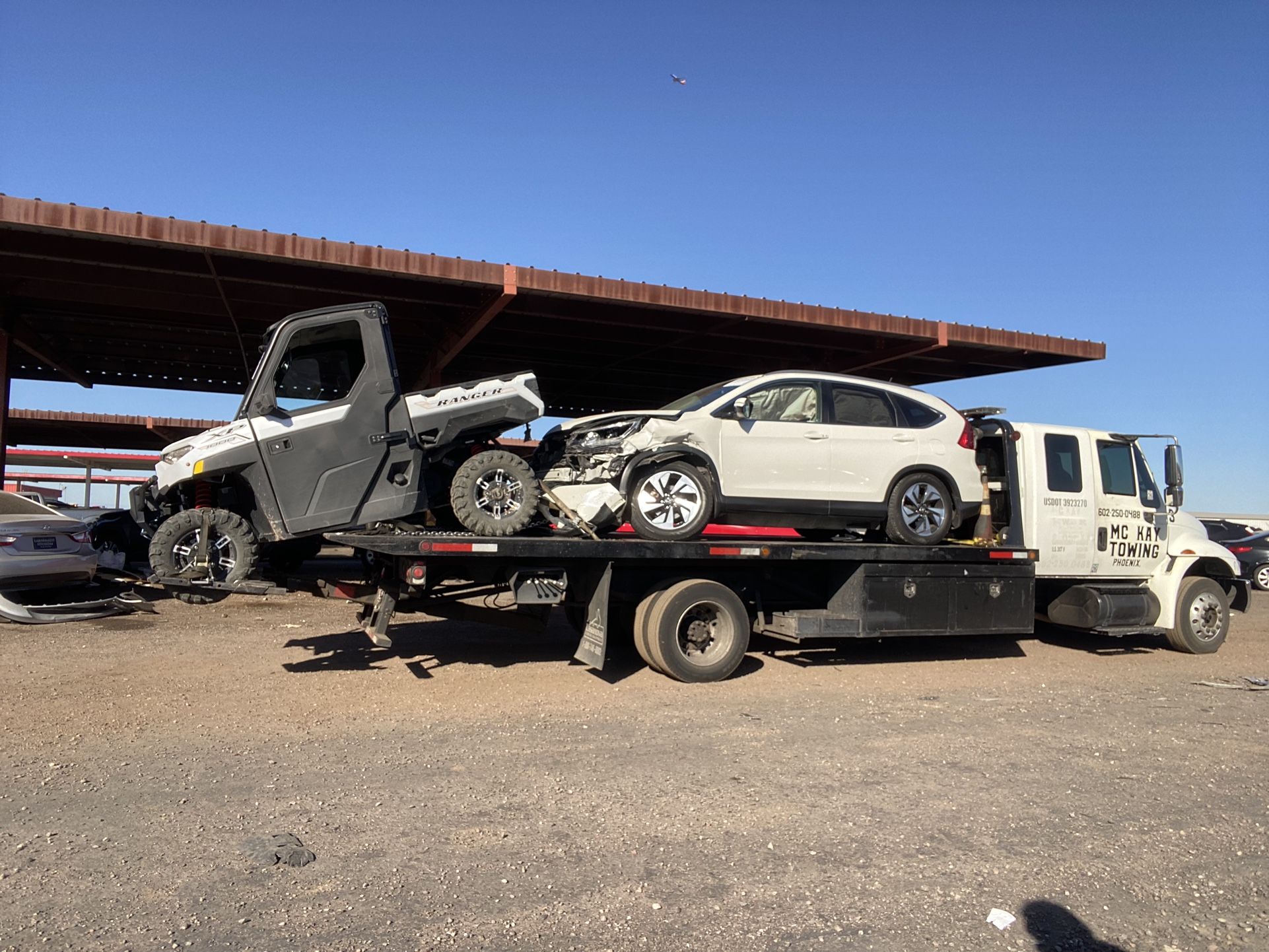 04 International Towing-gruas