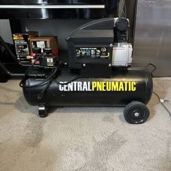 10 Gallon Air Compressor With Air Hose 
