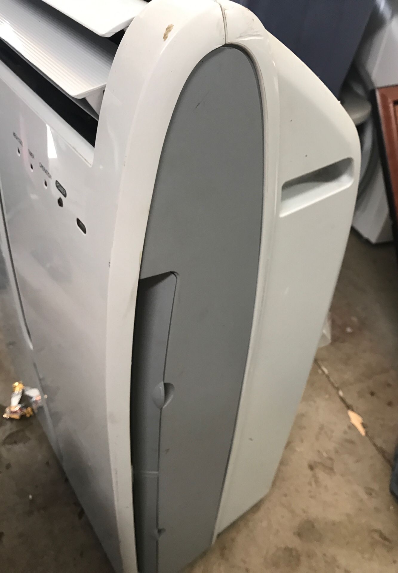 Sharp portable air conditioner CVP10NC for Sale in Carmichael, CA