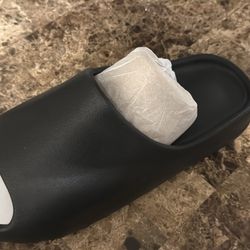 Yeezy slides 
