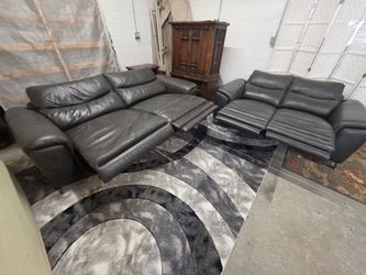 Leather Power Reclining Set
Delivery options available!