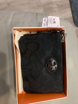 Coach Wristlet- NEW