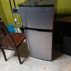 Mini Frigidaire 