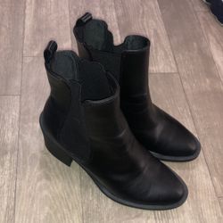 Women’s Black Boots