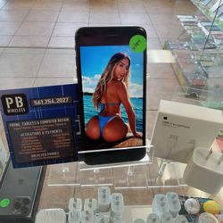 Iphone 8 Plus  Unlocked 