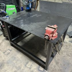 Fabrication Table