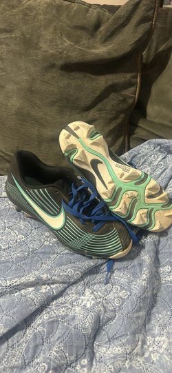 Girls softball shoes