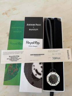 AP X SWATCH BLACK & WHITE