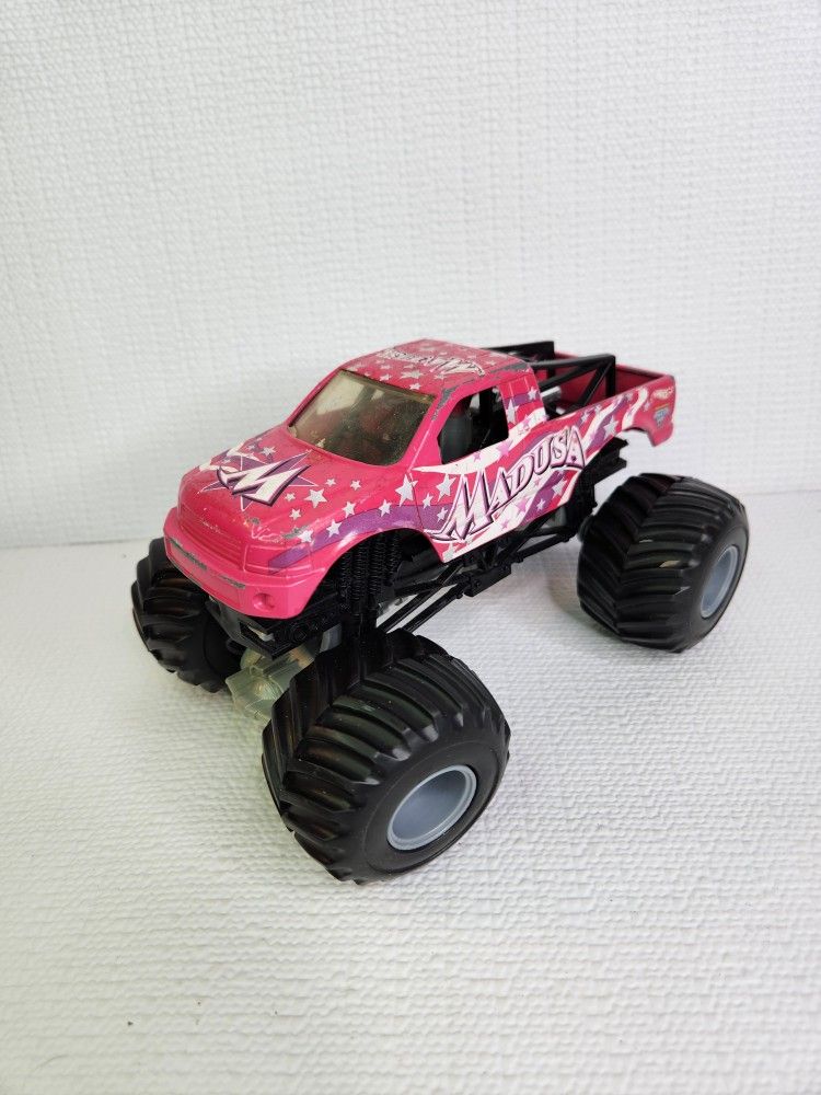 MADUSA PINK Hot Wheels Monster Jam Truck 7 1/4" L X 5 1/2" W X 4 1/2" H .