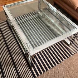 $120!! Z Gallerie Modern Glass Table 