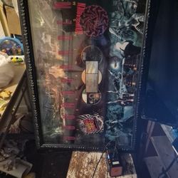 Sound Grden Guitar Herowarriors Of Rock Collectors Item