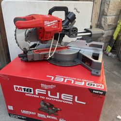 M18 FUEL 18V Lithium-Ion Brushless Cordless 7-1/4 in. Dual Bevel Sliding Compound Miter Saw (Tool-Only) 