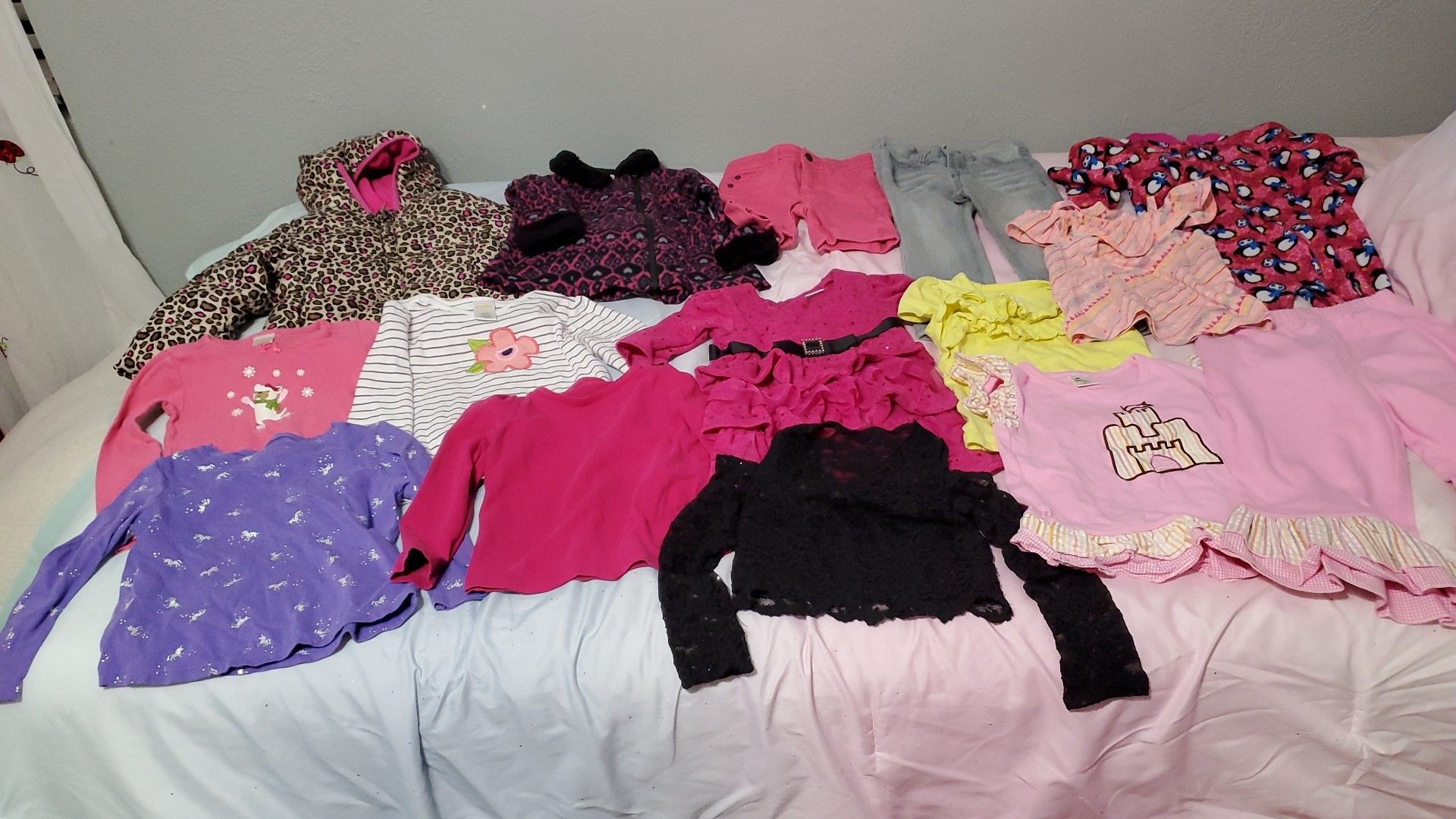 Girls clothes size 3T