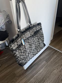 COACH Travel Purse now mom