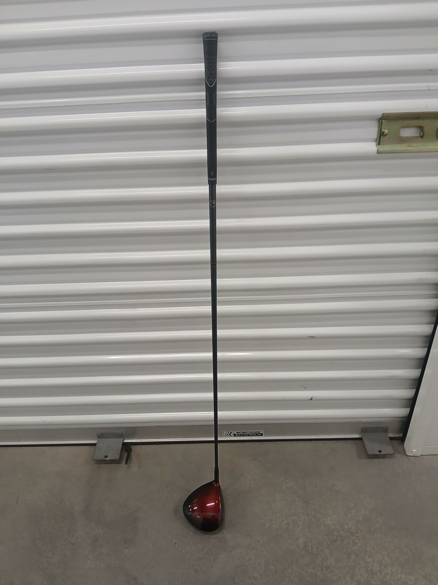 Rh Driver taylormade 10.5 degree$40firm