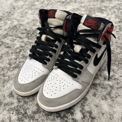 Jordan 1 Retro High Light Smoke Gray Size 5.5Y 