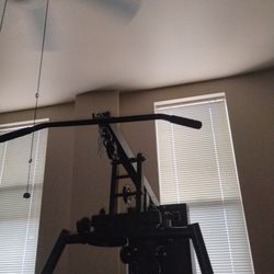 Home gym Many Attachments