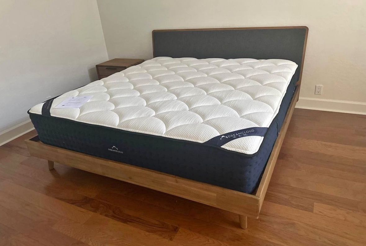 🛏️ KING hybrid Memory Foam Mattress - Like New