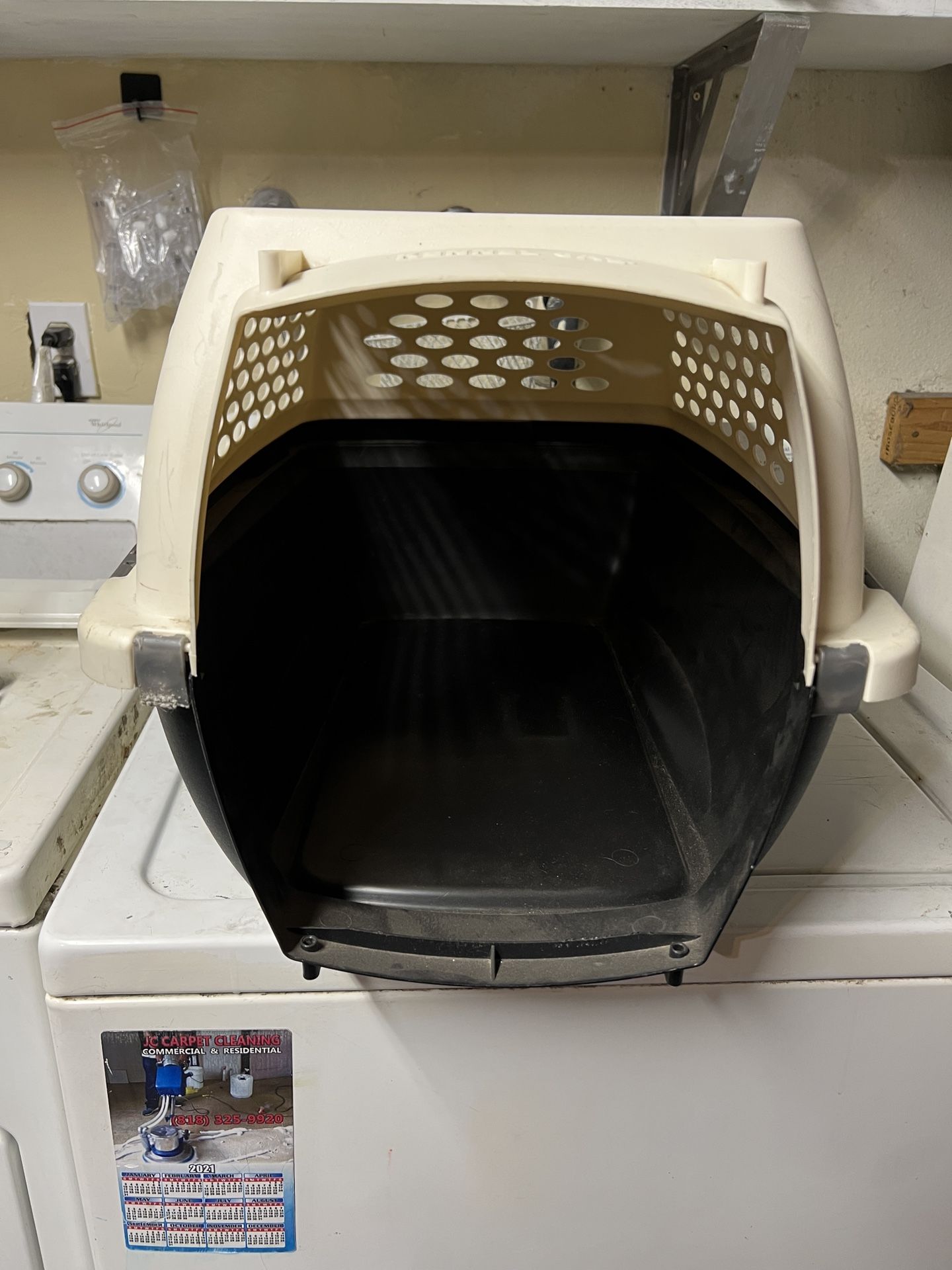 Kennel Medium Size
