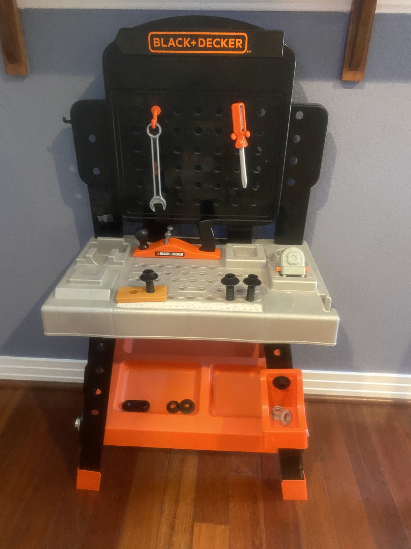 Kids Workbench With Accessories 