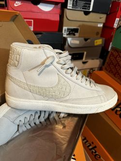 blazer mid prm croc off white