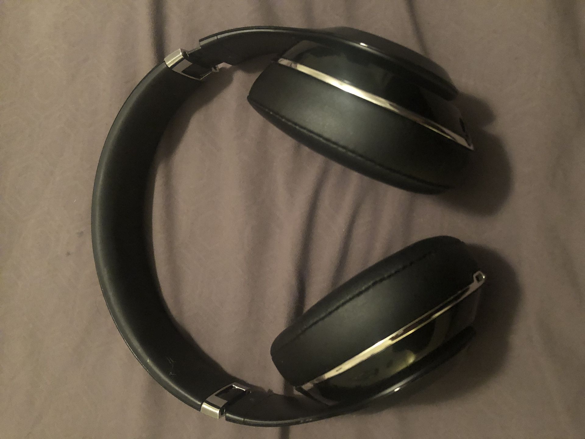 Beats Studio Wireless 2 headphones trade or sale