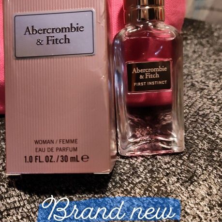 Ambercrombie N Fitch Perfume